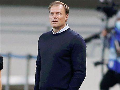 פתאום הוא הבעיה? ואן לוון (אלן שיבר)