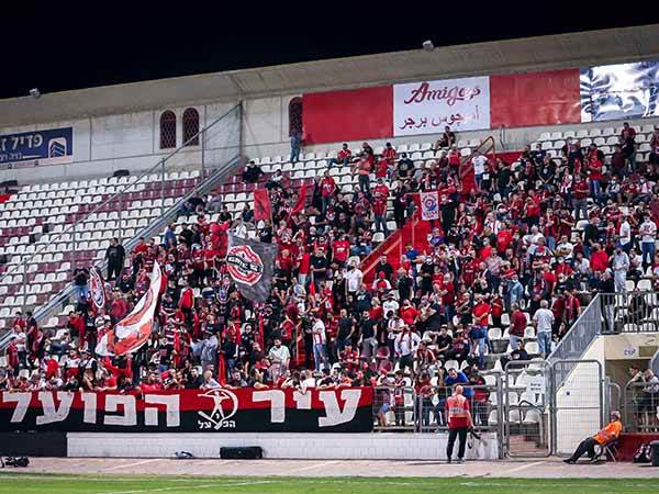 האוהדים כועסים (מאור אלקסלסי)