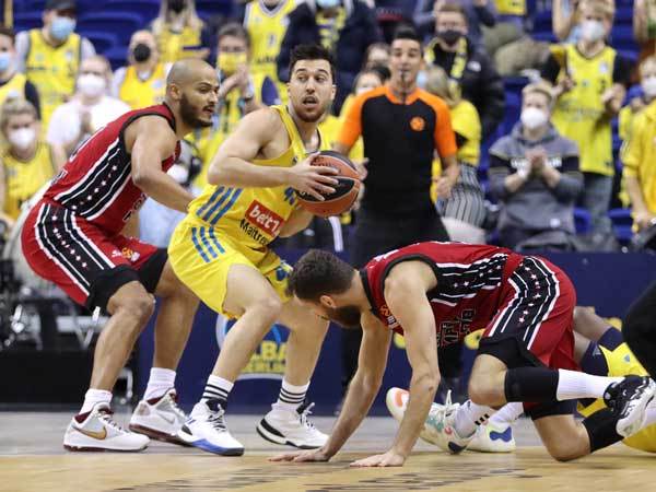 קוסטאס סלוקאס. הראה קלאץ' במאני-טיים (GETTY)
