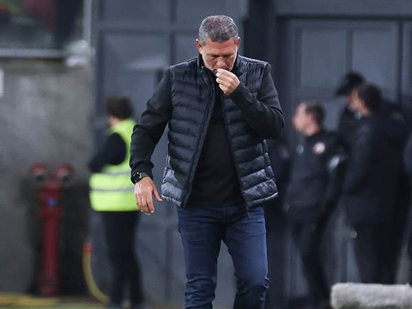 ניר קלינגר. רומז משהו בקשר לעמדות? (דני מרון)