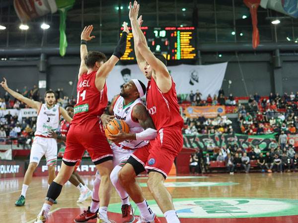 אחרי החגיגה של ירושלים מול קרשיאקה, מקומם של האדומים בפליי-אין מובטח (FIBA)