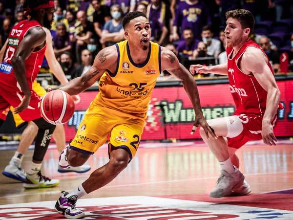 שוב בארץ (מנהלת הליגה)