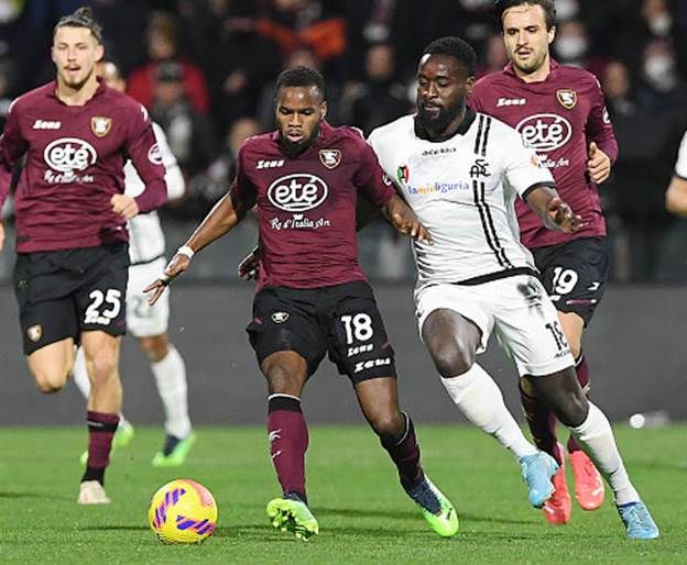 התחלקו בנקודות (GETTY)