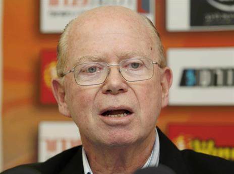 "לא רוצה אף קבוצה אחרת". פרי