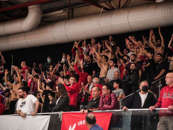 אוהדי הפועל רמת גן. אווירה אדירה (יעל הראל, מנהלת הליגה הלאומית)