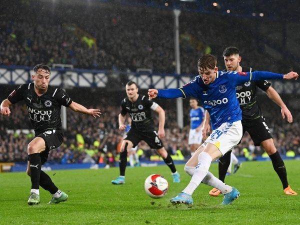 לא התקשו מול הקבוצה מהליגה החמישית (GETTY)