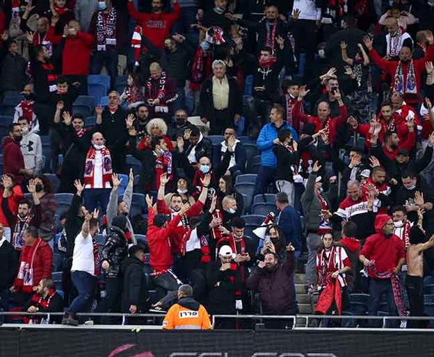 כמה אדומים יגיעו לבלומפילד? (אלן שיבר)