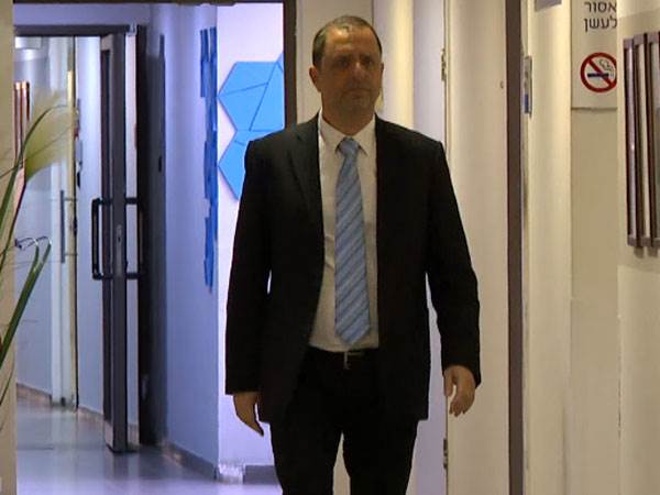 שמעוני. קורא לפתרון מקיף