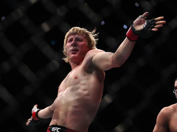 פאדי פימבלט חוגג ניצחון מהיר על רודריגו ורגאס (GETTY)