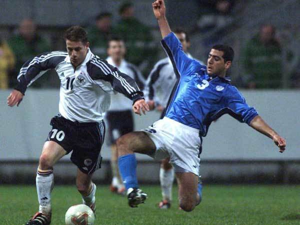 "נילסן לקח אותי לשיחה" (GETTY)