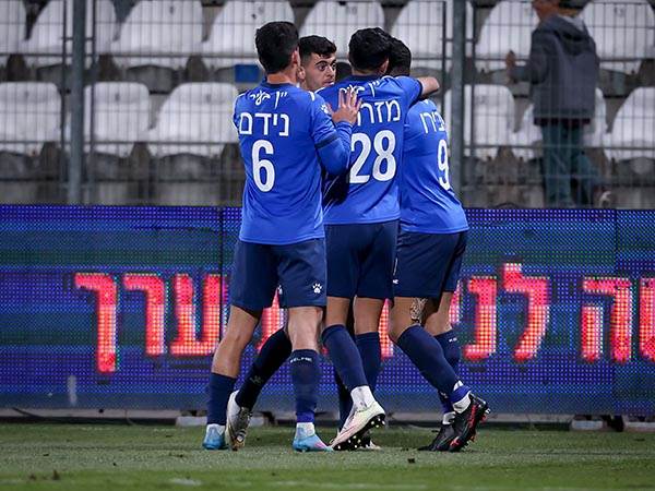 שחקני קריית שמונה. עולים כדי לנצח (מאור אלקסלסי)