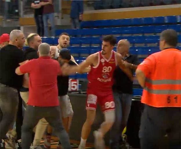 "לא ראיתי אף שוטר"