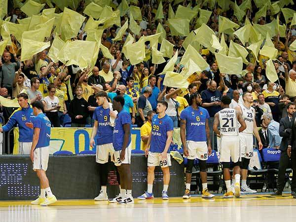 וגם אווירה מרשימה (אלן שיבר)