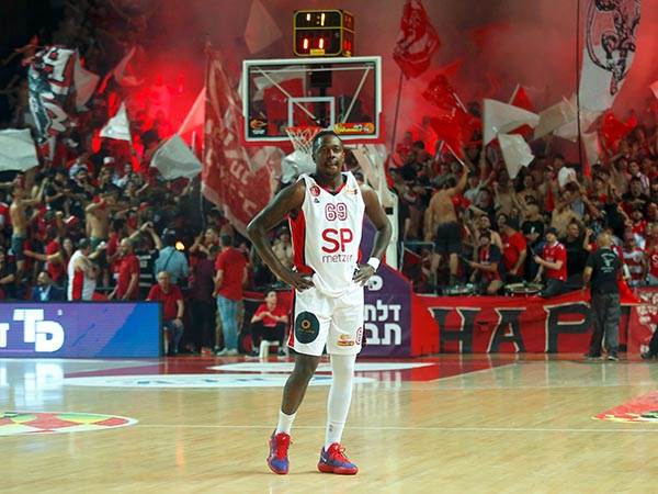 ג'ייקובן בראון מאוכזב