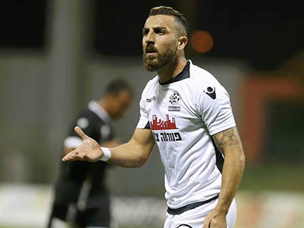 ילבש אדום? אלו (אלן שיבר)