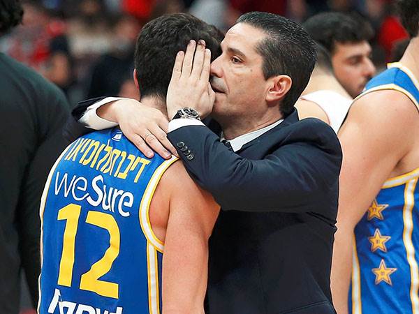 דיברתולמאו. קפטן (אלן שיבר)