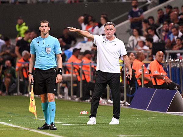 שולח אותם לישון מוקדם. גאלטייה (GETTY)