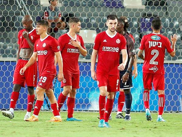 "לא משחקים אחד עבור השני"(אלן שיבר)