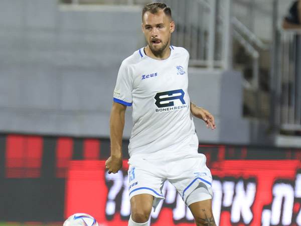 לוקאס שפנדלהופר. ייעץ לשרון למימר (דני מרון)