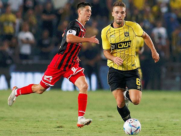 זרגרי במדי בית"ר (אלן שיבר)