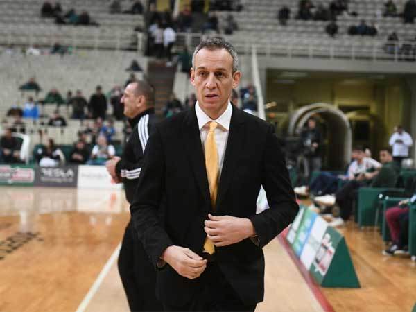 עודד קטש. מסתכל קדימה (צילום: מכבי ת"א)