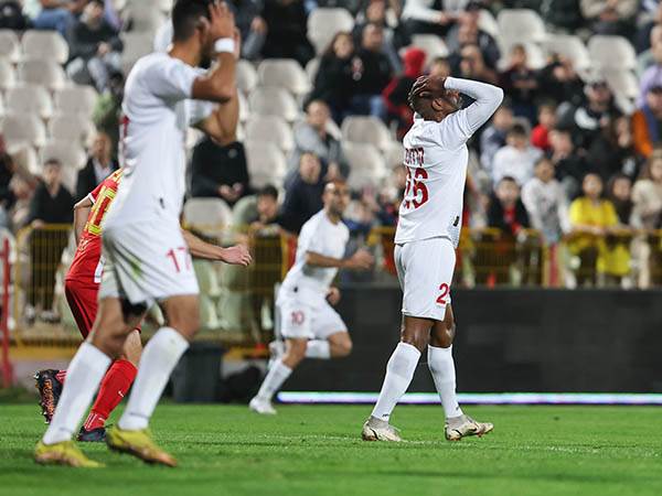 "הייתה חסרה רגל מסיימת" (לירון מולדובן)