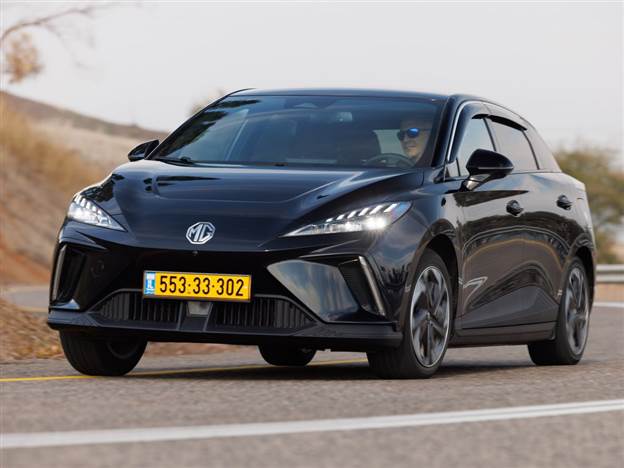 (צילומים: רונן טופלברג)