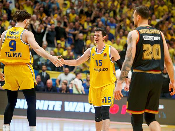 ועכשיו לקרב על כל הקופה (אלן שיבר)