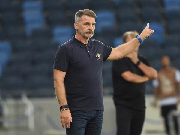 אטפלד. הראשון שנתן אמון בווייר (ברני ארדוב)