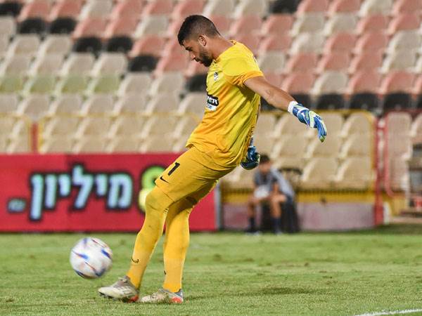 יואב ג'ראפי. השוער החדש של הפועל חיפה (ברני ארדוב)