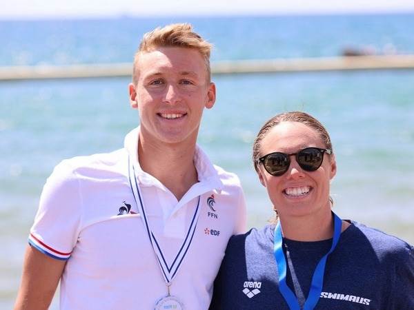 אוליבייה (משמאל) | צילום: פטריסיה בן עזרא, איגוד השחייה