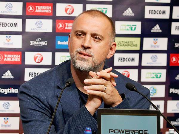 "עוד נשתף פעולה בעתיד" (אלן שיבר)