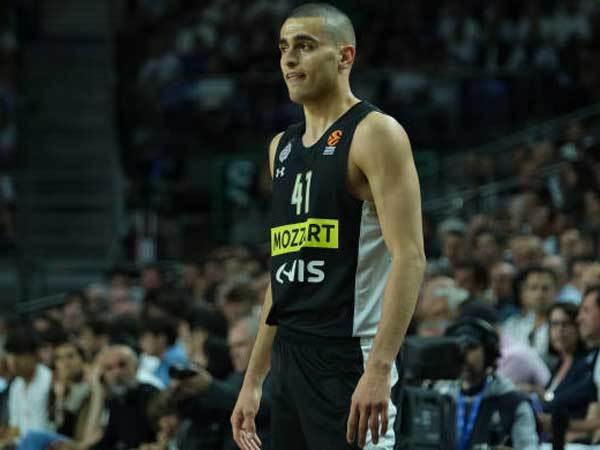 רצה להישאר בפרטיזן, אך הדברים הסתבכו (GETTY)