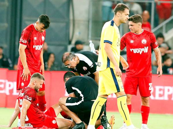 נפצע בכבר במשחק הראשון. שמיר (צילום: אלן שיבר)