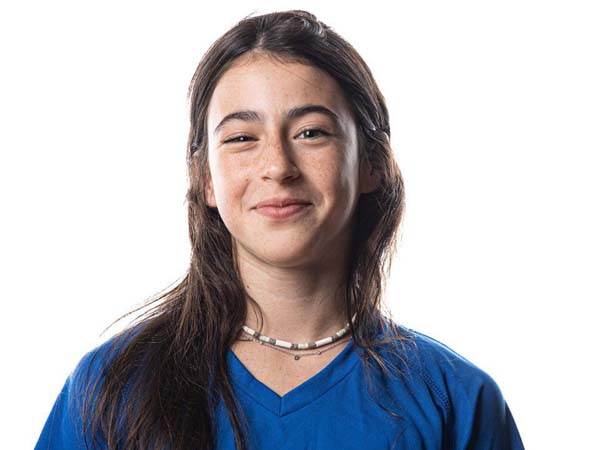 תשיא את הדגל. שושני (באדיבות הוועד האולימפי בישראל)