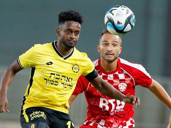 התלונן על רגישות. אברהם (אלן שיבר)