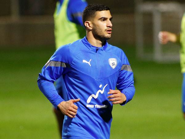 עבדה. צפוי להחמיץ את רומניה (צילום: אלן שיבר)