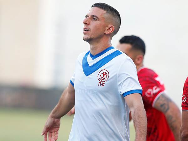 ישוב להרכב. ורד (אלן שיבר)