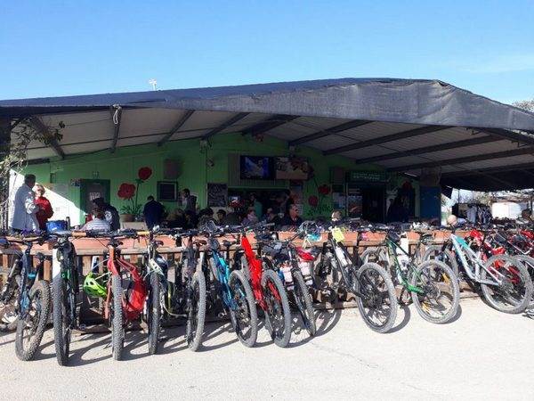 חנות האופניים בבארי | צילום: לה-מדווש
