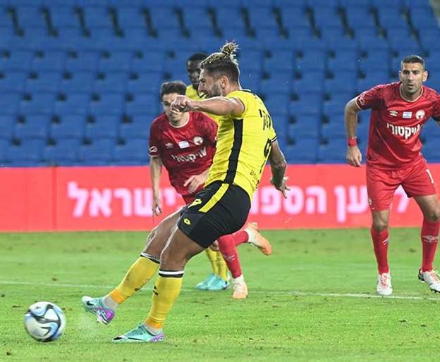 החמצת הפנדל של בילנקי (ברני ארדוב)
