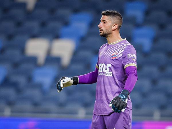 ישוב לבין הקורות. ג`ראפי (מאור אלקסלסי)