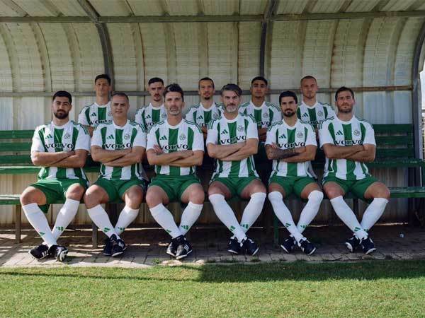 מדי הרטרו לציון 110 שנים למועדון (האתר הרשמי של מכבי חיפה)