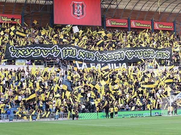 הקהלים צבעו את טדי (קובי אליהו)