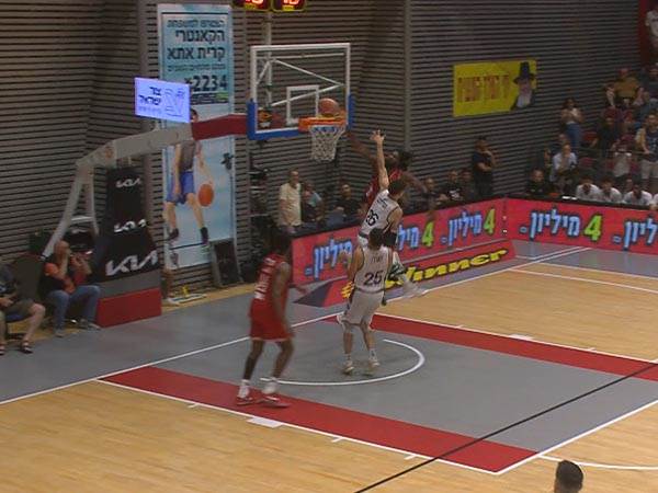 הדאנק המדובר