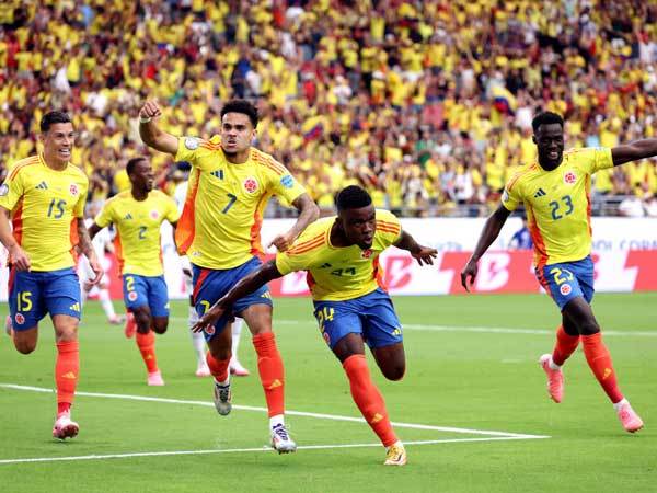 קולומביה ממשיכה להיות הנבחרת החמה ביותר בקופה (GETTY)