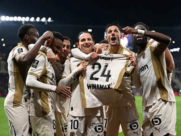 לאנס עלתה לפסגה (GETTY)