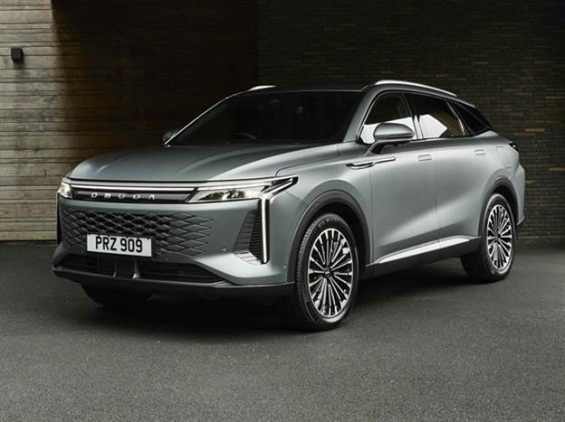 אומודה 9 - מבוסס ג`אקו 8, אבל יש לו רק 5 מושבים