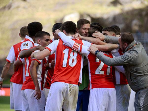 הפורטוגלים עם מהפך מדהים ימשיכו לשלב הבא (Photo by Miguel RIOPA / AFP via Getty Images)