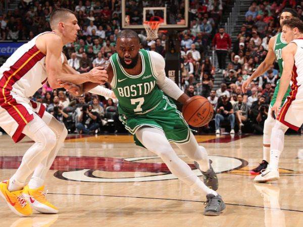 Issac Baldizon/NBAE via Getty Images