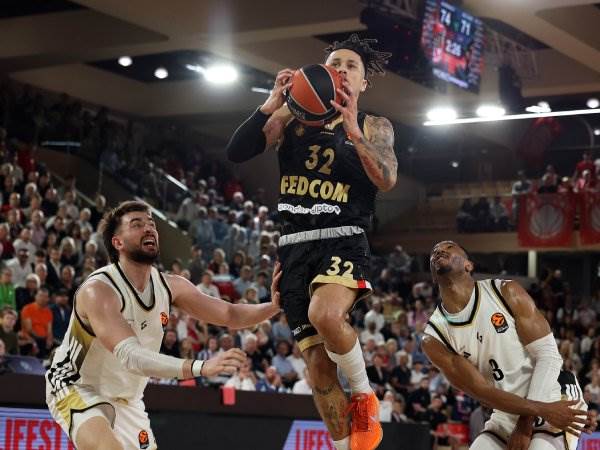 (Photo by Alfonso Cannavacciuolo/Euroleague Basketball via Getty Images)